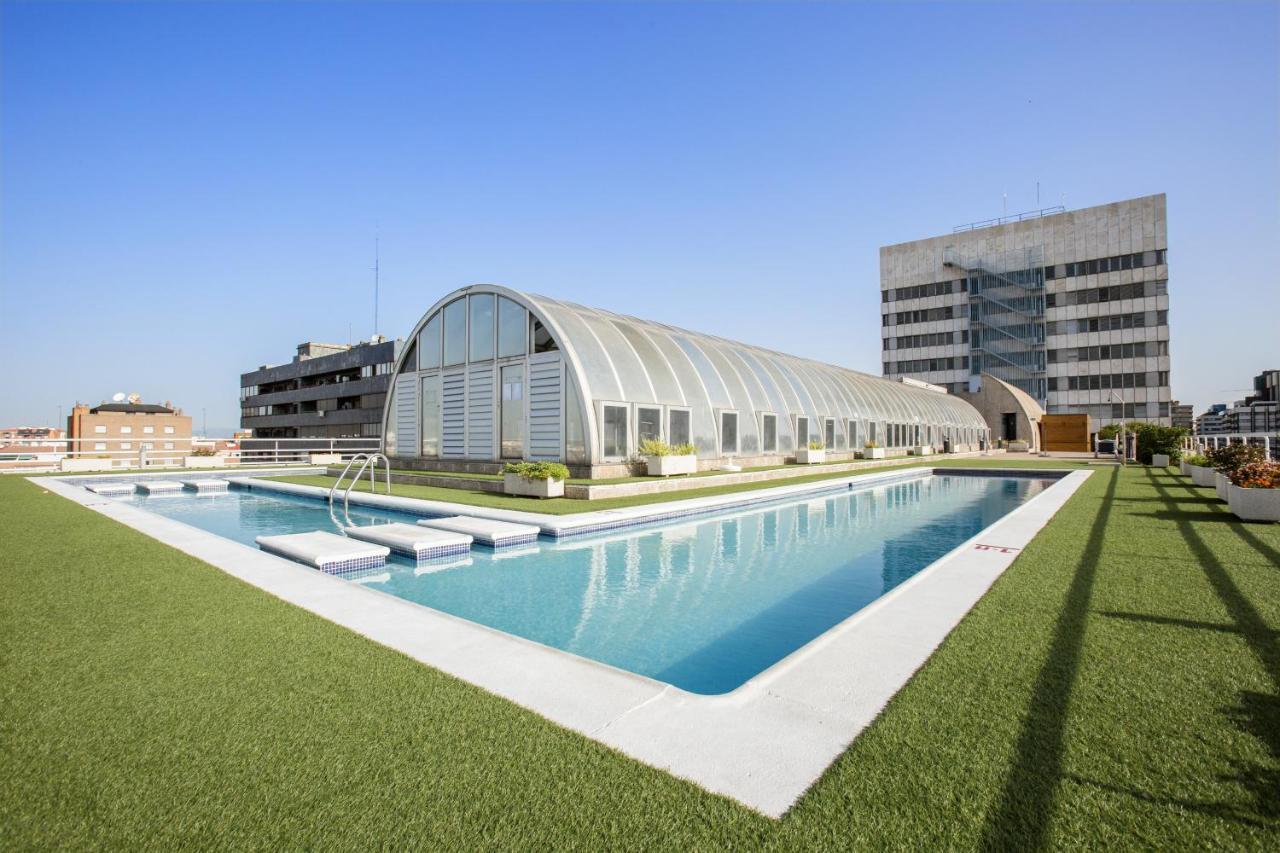 Pierre & Edificio Eurobuilding 2 *