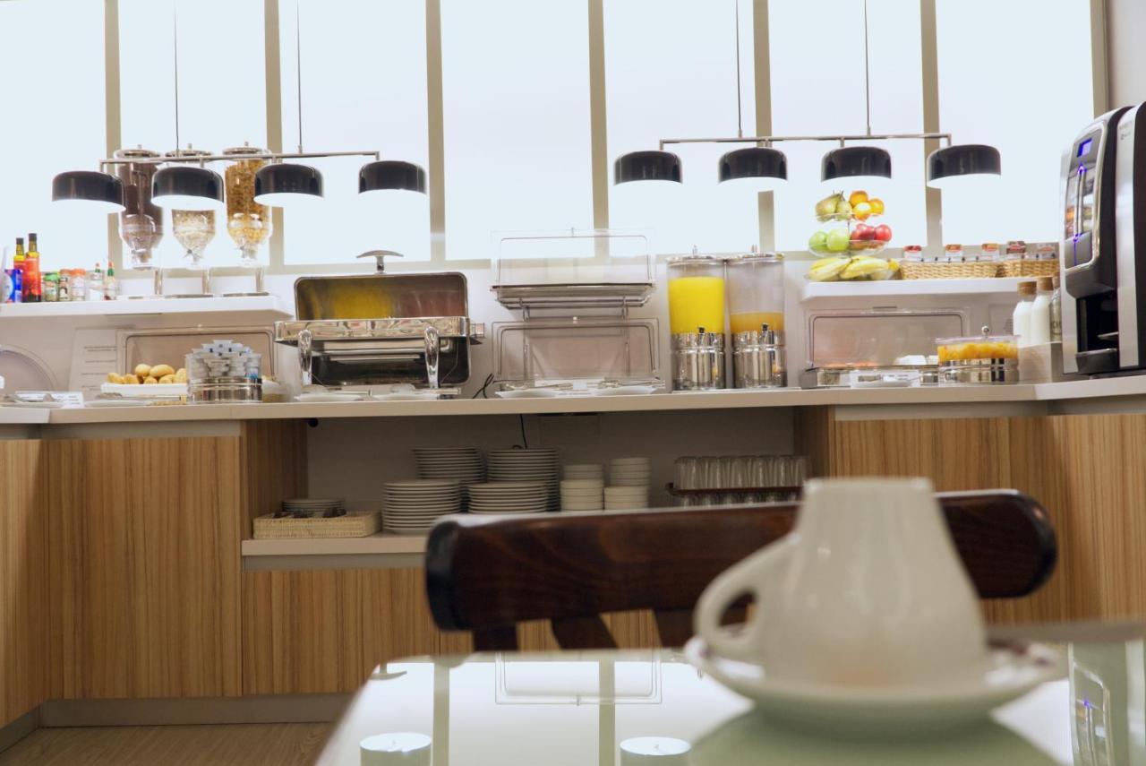 Hotel Hospedium Condes 3*