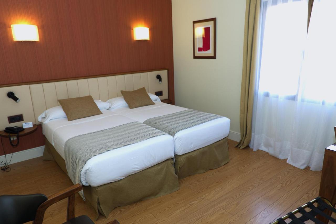 Hospedium Condes 3*