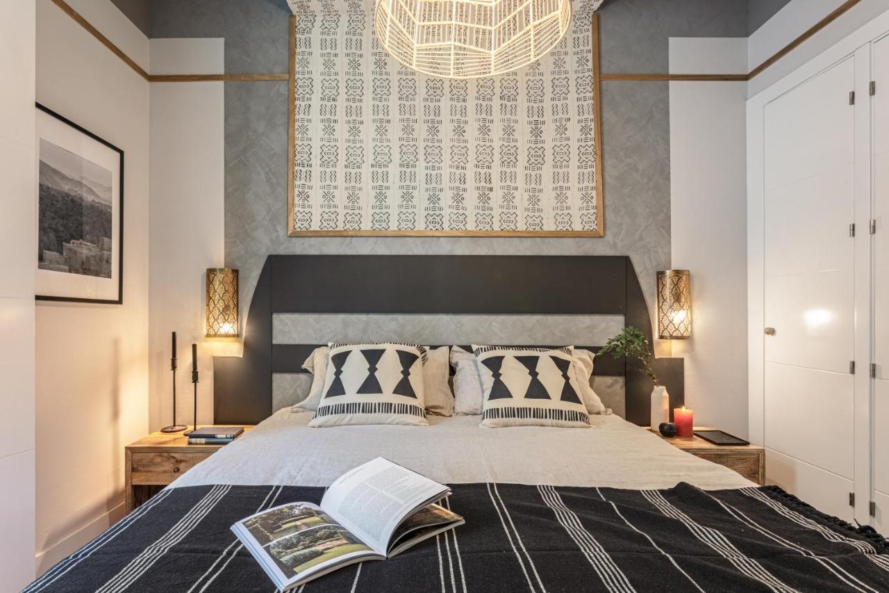 Azreg - 2 Bedroom In Almagro * Madrid