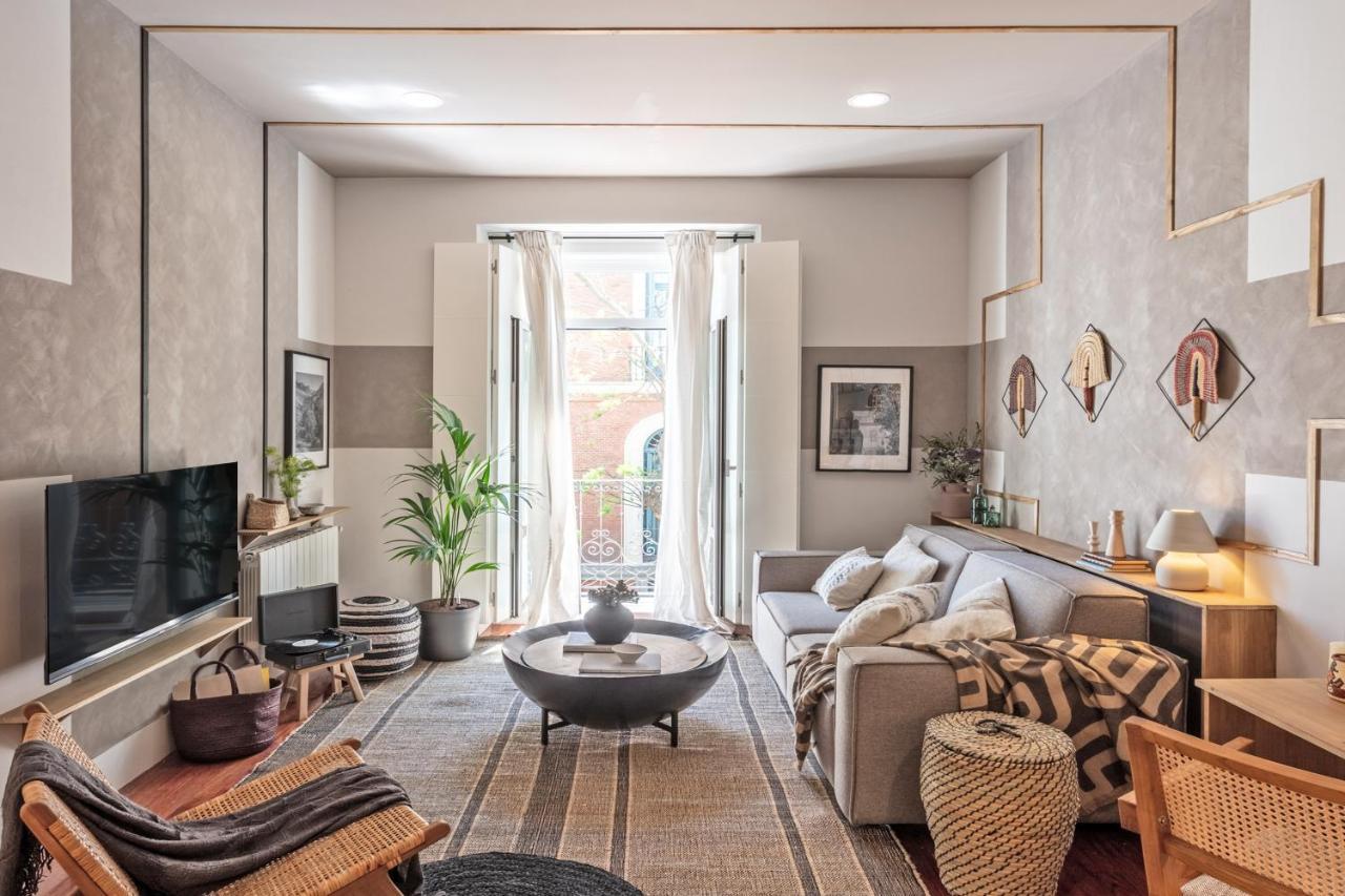 Azreg - 2 Bedroom In Almagro Apartment Madrid
