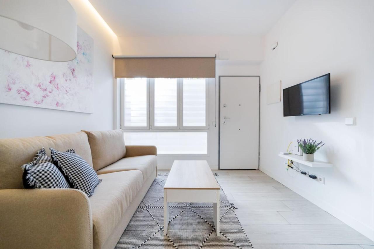 Avenida De Asturias Apartment