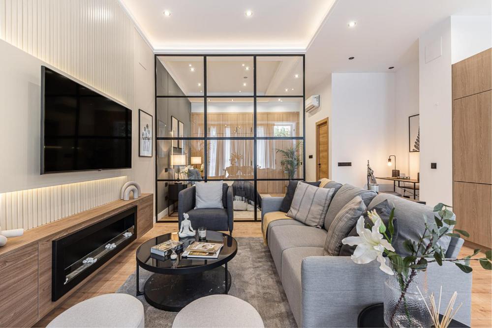 Exyca Embajadores Apartment