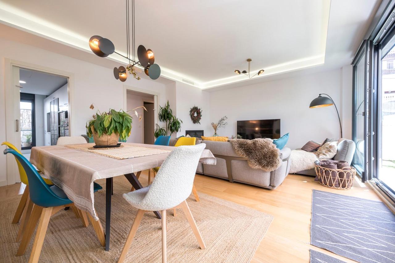 Lujoso Chalet Con Piscina Privada, Jardin Y Domotica En Puerta De Hierro