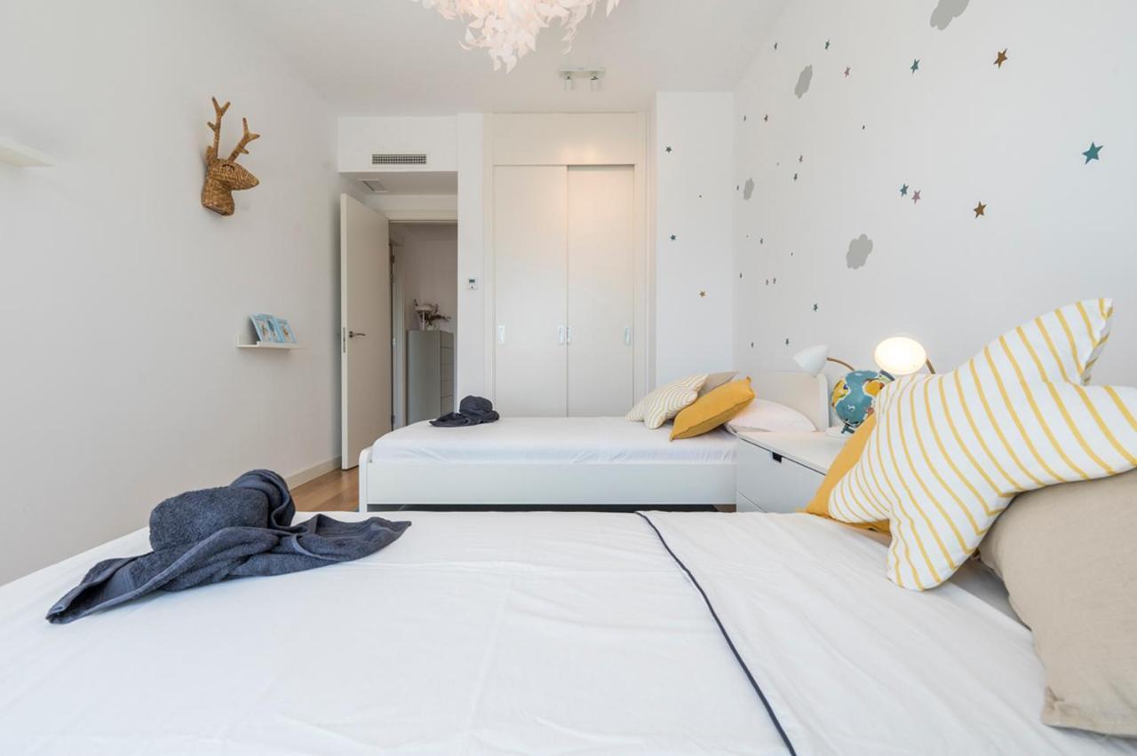 Lujoso Chalet Con Piscina Privada, Jardin Y Domotica En Puerta De Hierro Apartamento