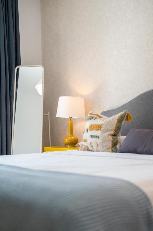Apartamento Lujoso Chalet Con Piscina Privada, Jardin Y Domotica En Puerta De Hierro *