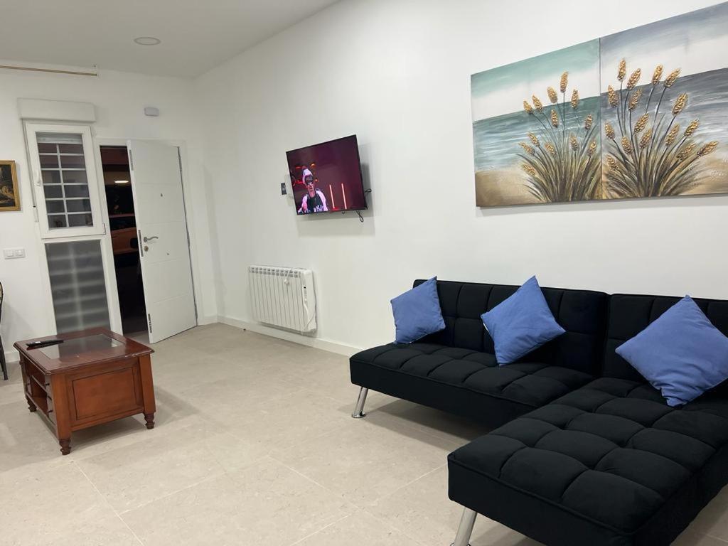 Aparment La Elipa * Madri