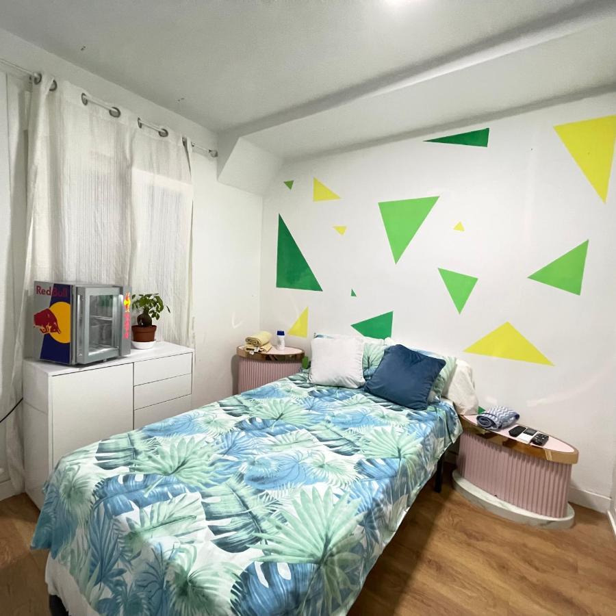 - Capital Guest house *