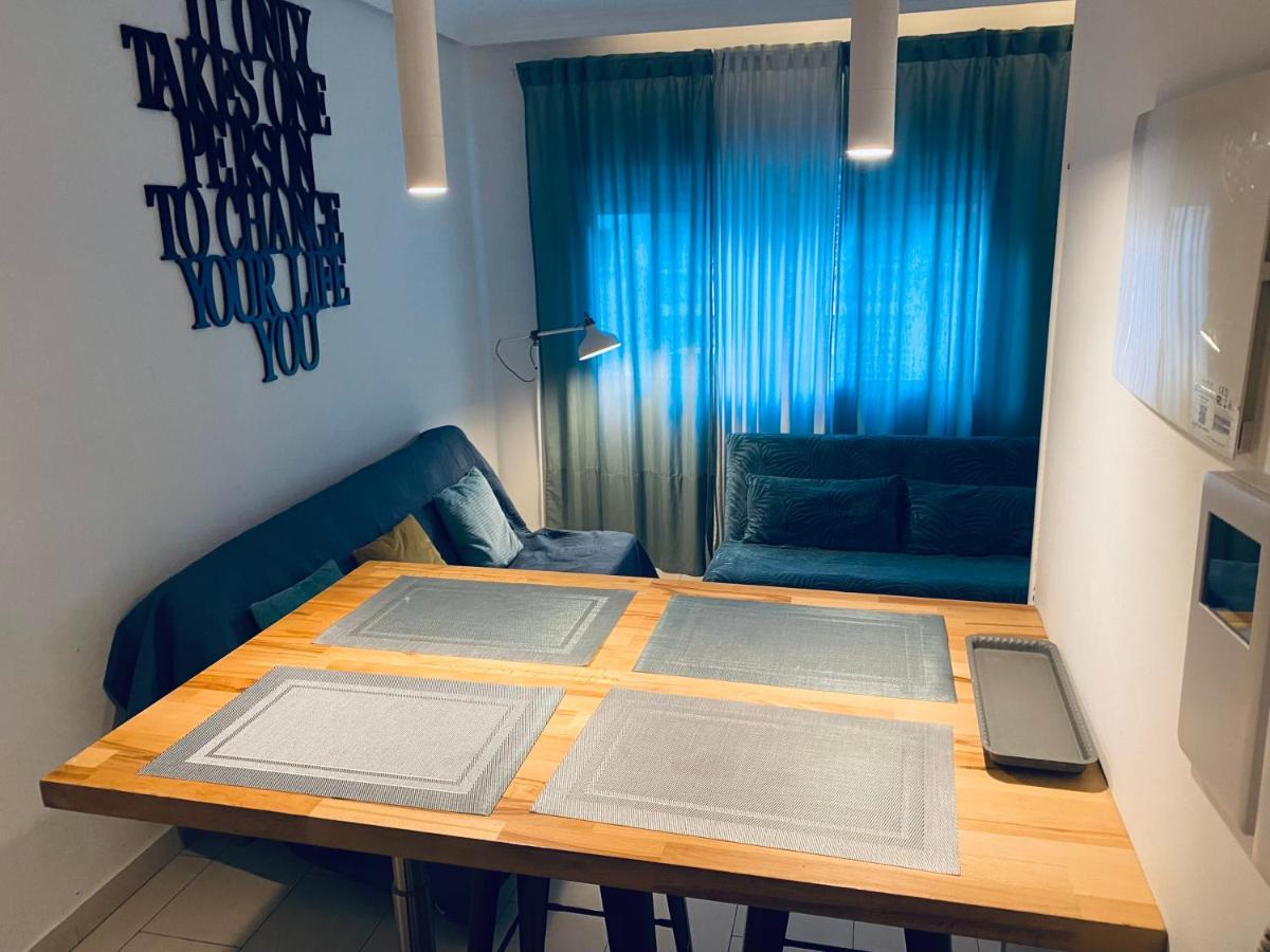 Apartamento Manuel Becerra - Plaza De Toros Ventas - Alquiler Temporal - Hospitales *
