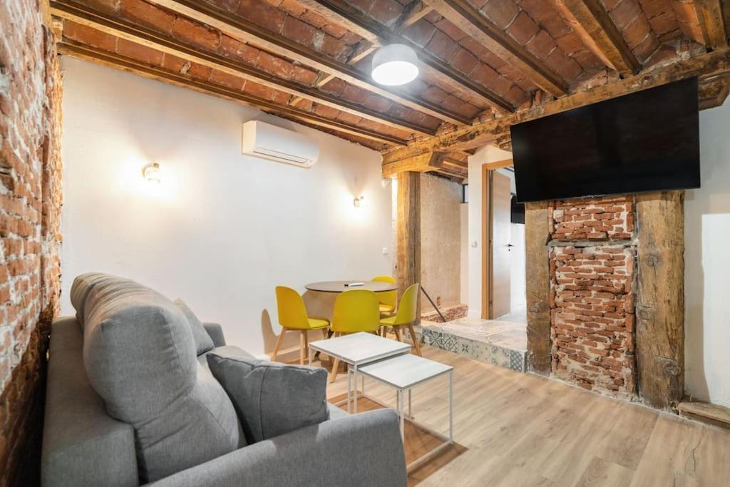 Apartment Flat In Lavapies At Street Level S23c *