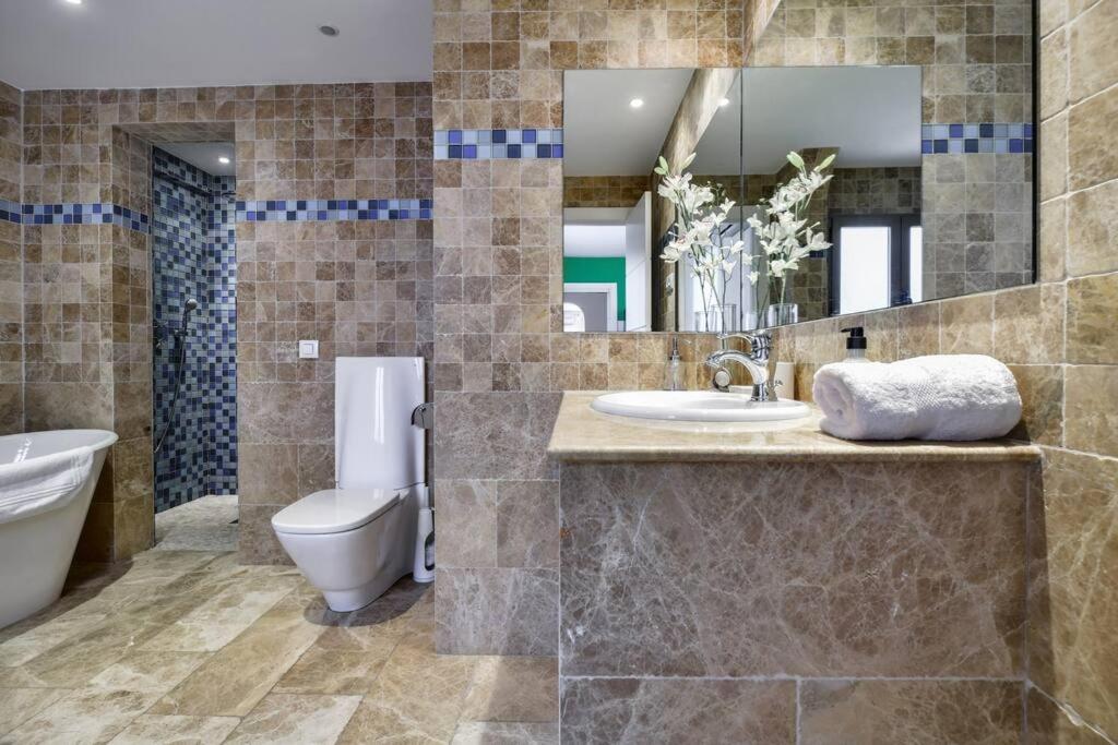 Big Stylish And Modern In Centre Apartamento Madrid