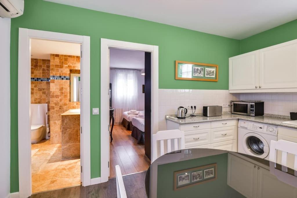 Big Stylish And Modern In Centre Apartamento