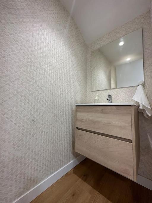 Living - Cuatro Vientos * Madrid