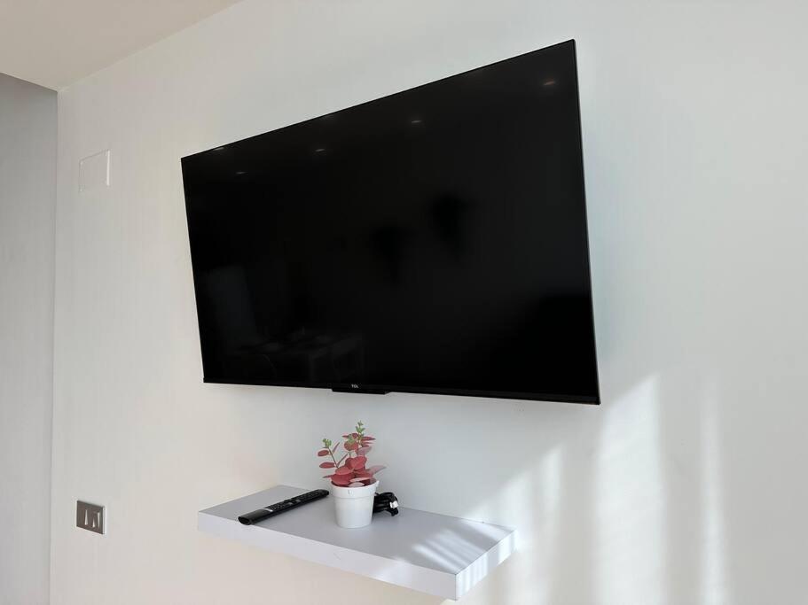 Living - Cuatro Vientos Apartment *