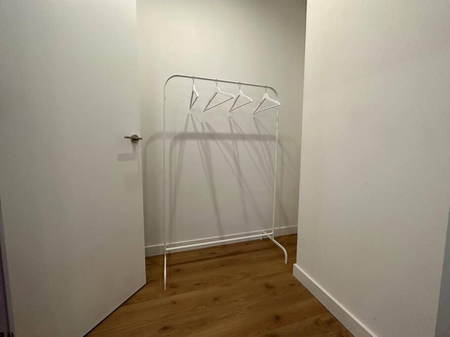 Living - Cuatro Vientos Apartment Madrid
