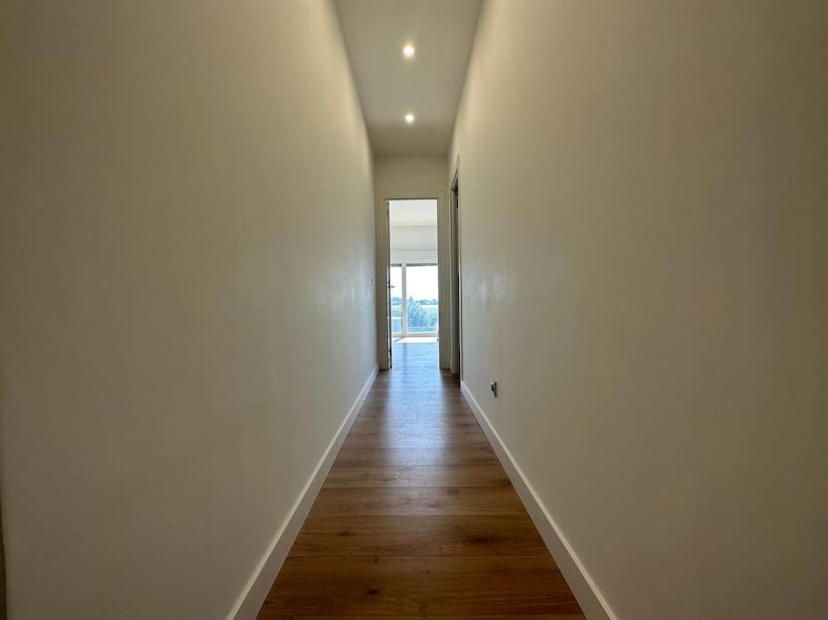 Living - Cuatro Vientos Apartment