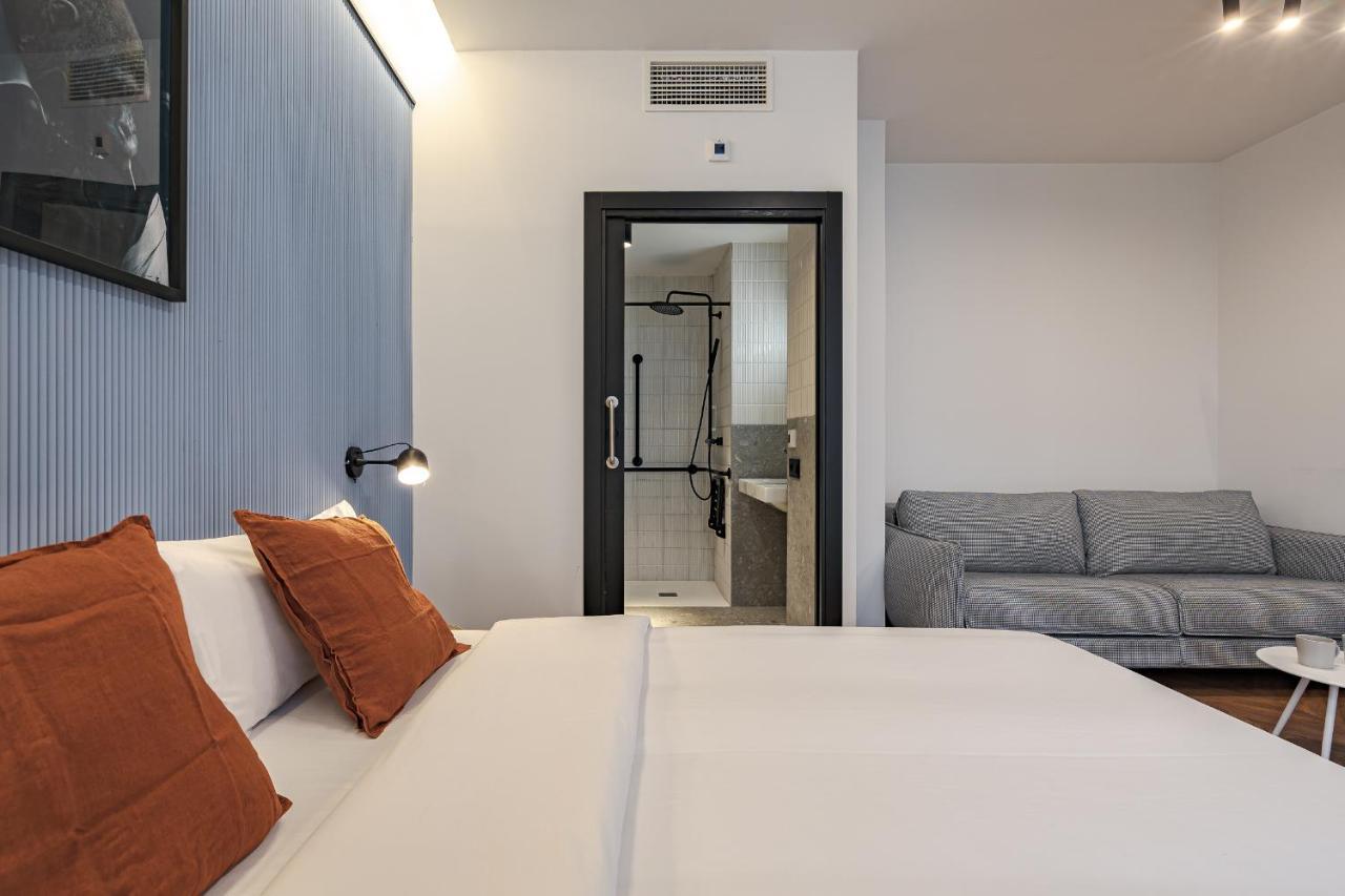Style By Olala Homes * Madri