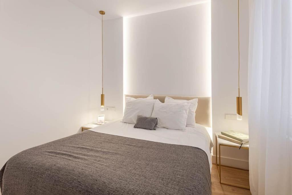 Chamberi Iii Calle Cardenal Cisneros 3br 3bh Apartment