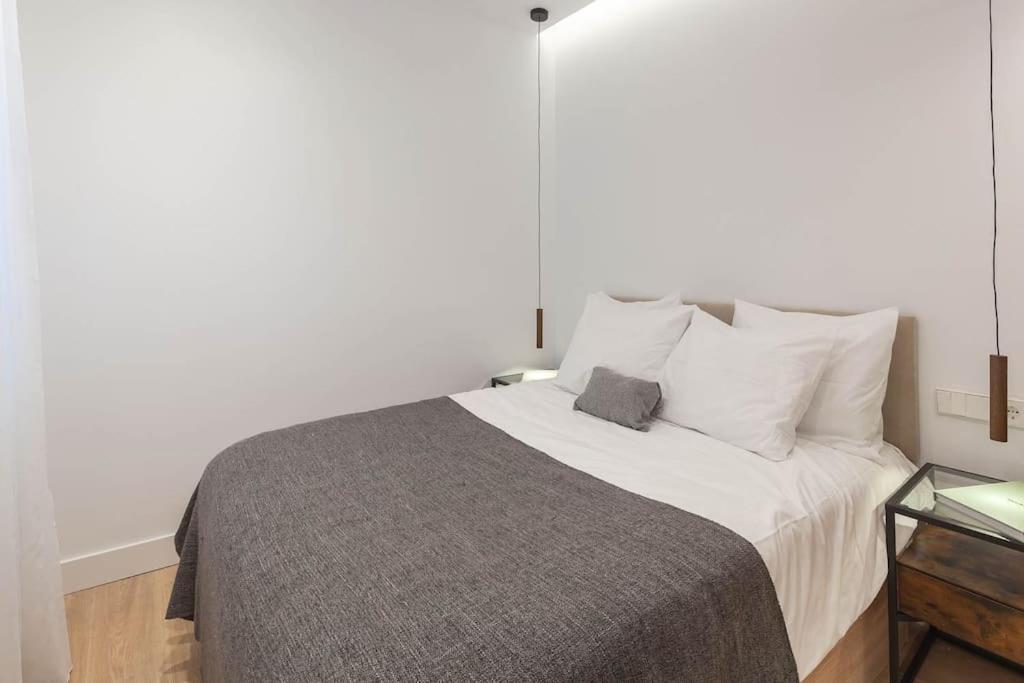 Chamberi Iii Calle Cardenal Cisneros 3br 3bh Apartment