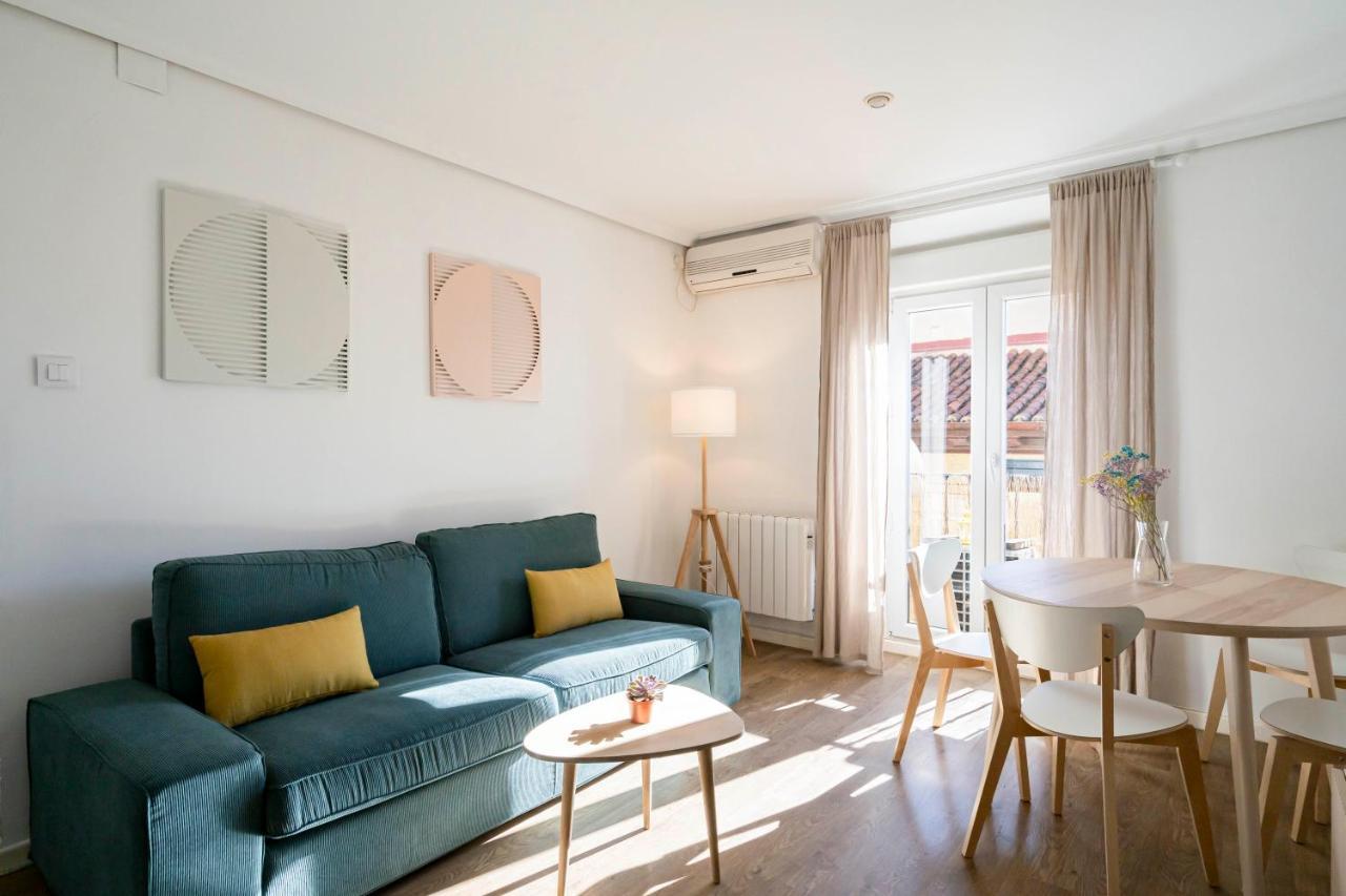 Homelike Lavapies 2 Bedroom Apartment *