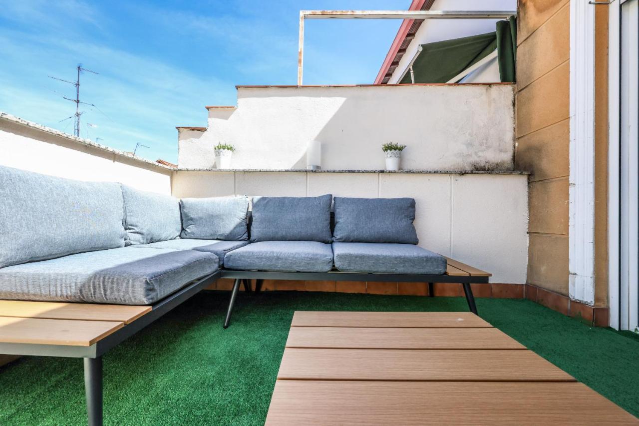 Apartamento Atico Reformado Con Terraza En Lavapies *