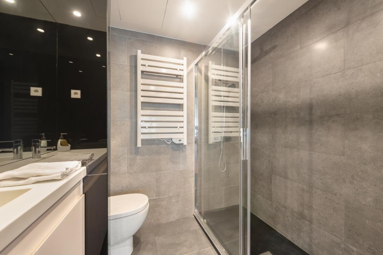 2 Bedroom 2 Bathroom Furnished - Salamanca - Bright & Stylish - Mintystay Madrid