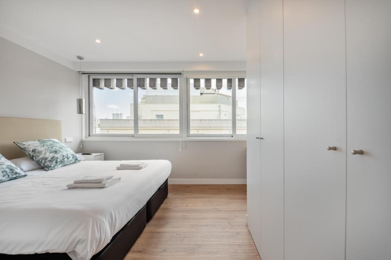 Apartment 2 Bedroom 2 Bathroom Furnished - Salamanca - Bright & Stylish - Mintystay
