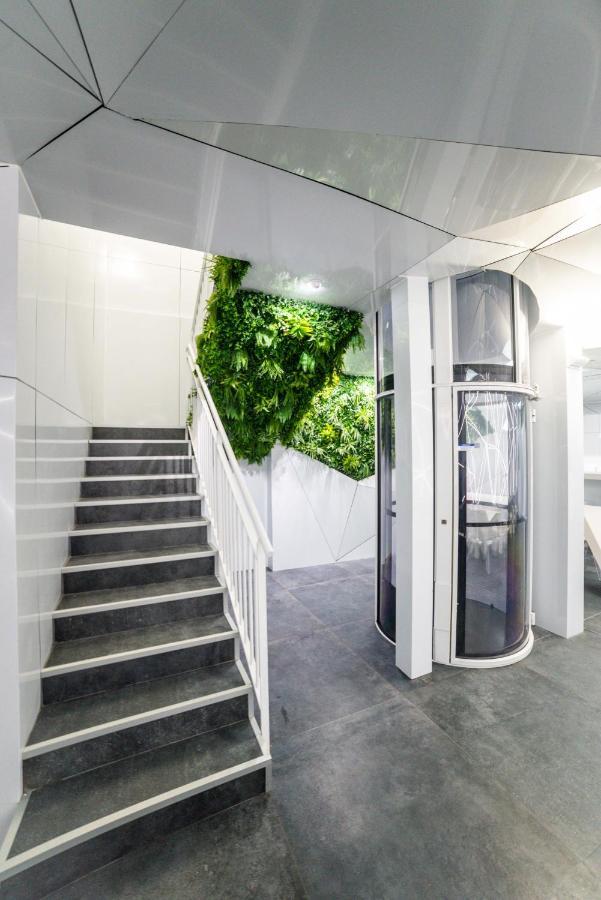 Optimi Capsule hotel Madrid