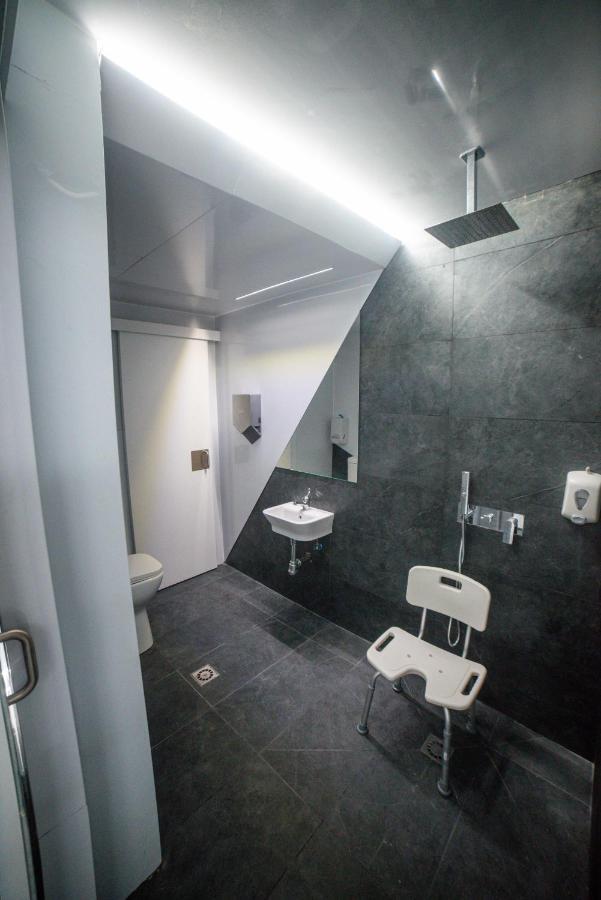 Capsule hotel Optimi