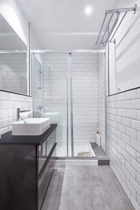 Con Encanto En Sol - #c Apartment
