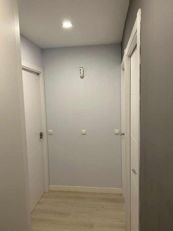 Habitacion Doble Oporto Homestay Madrid