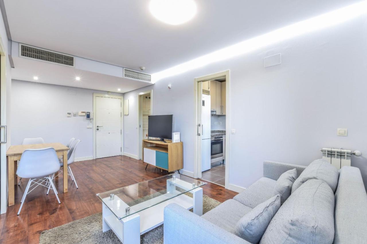 Apartamento Con Garaje En Ensanche De Vallecas Madri