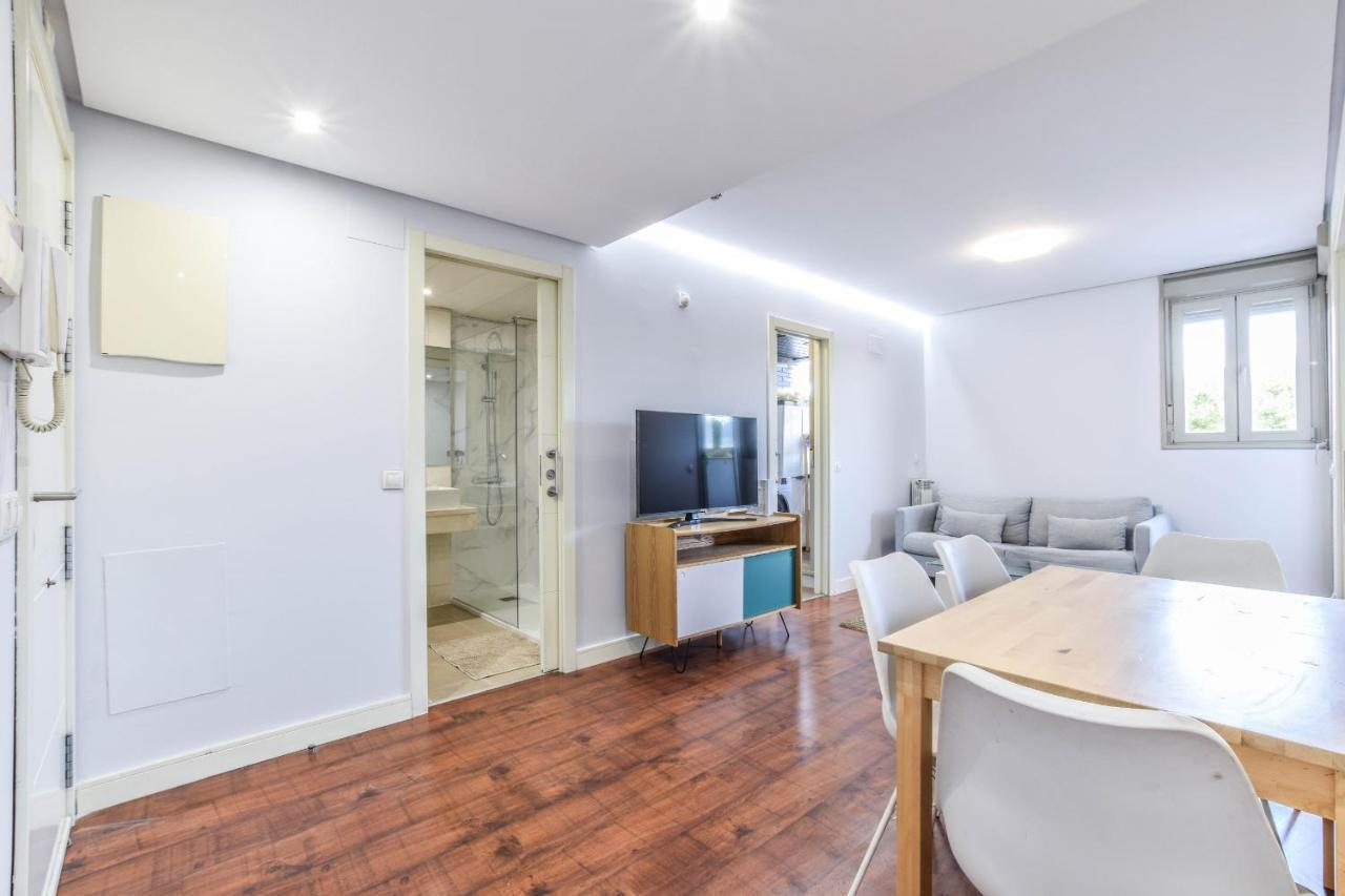 Apartamento Con Garaje En Ensanche De Vallecas *