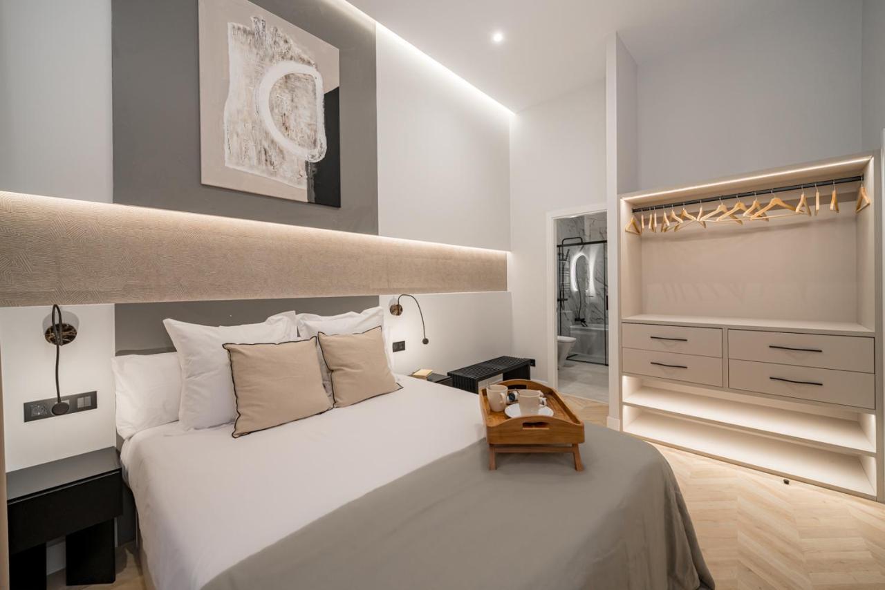 Apartment Malasana Vii Calle San Mateo 3br 3bh