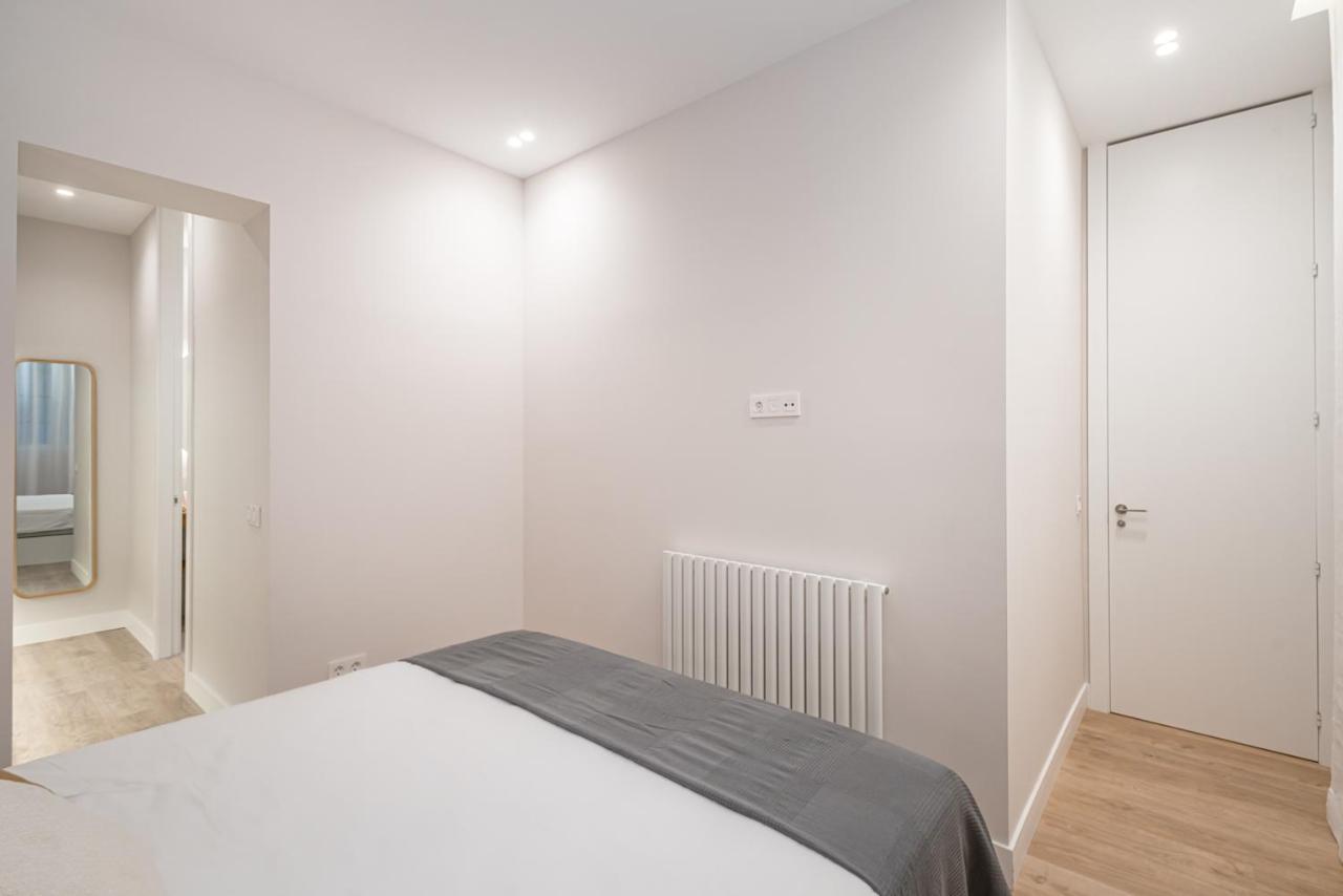 Lalatina Iv Calle Conde De Romanones 4br 4bh Apartment *