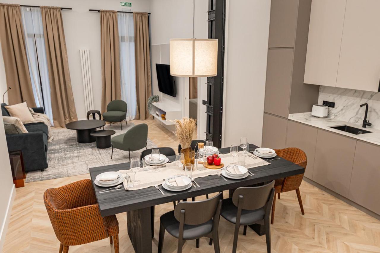 Apartment Malasana Vii Calle San Mateo 3br 3bh *
