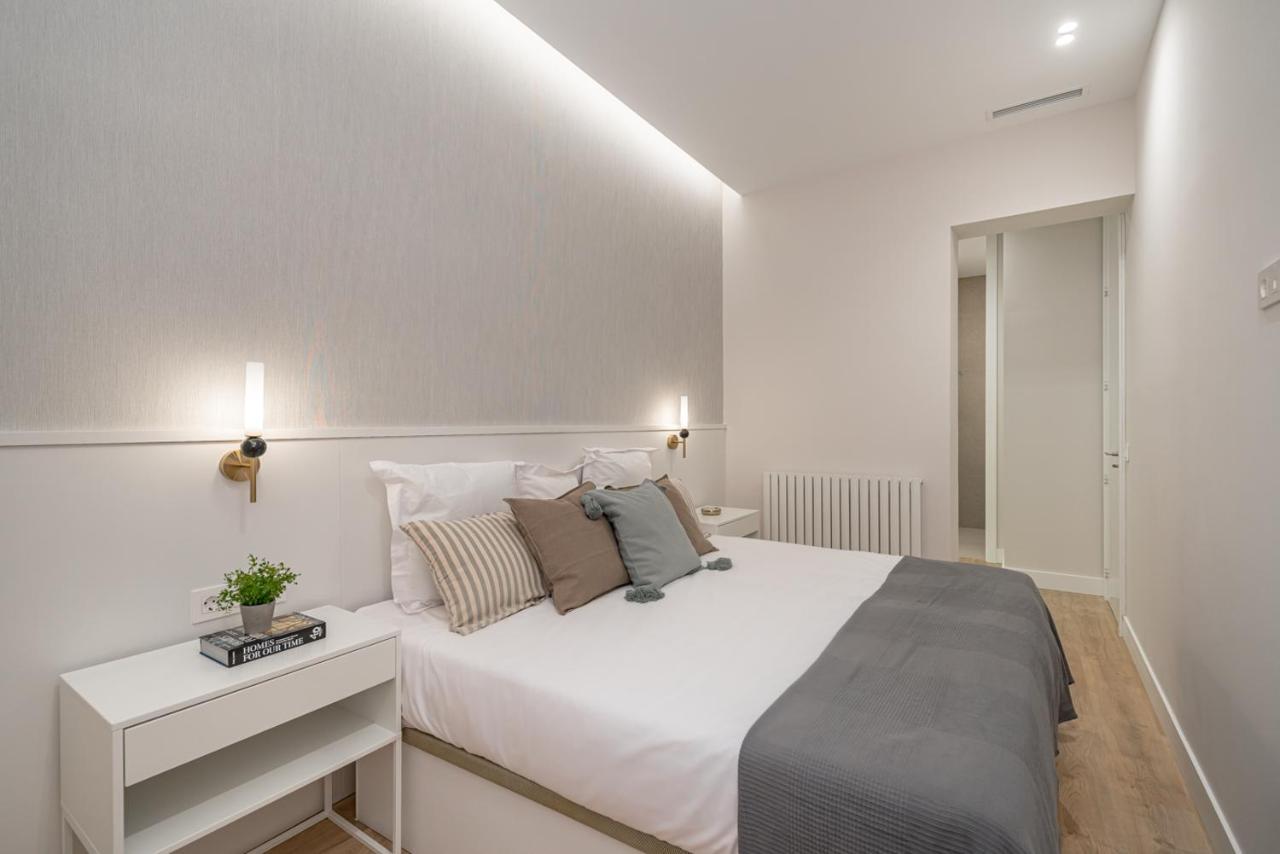 Lalatina Iv Calle Conde De Romanones 4br 4bh Apartment Madrid
