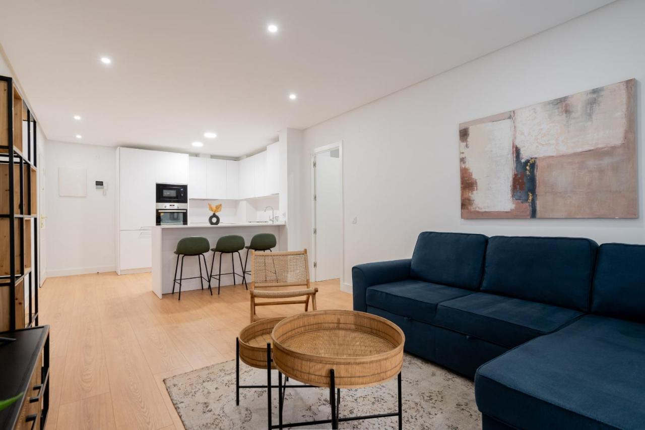 Apartamento De Lujo En La Plaza Pedro Zerolo Al Lado De Gran Via Apartment *