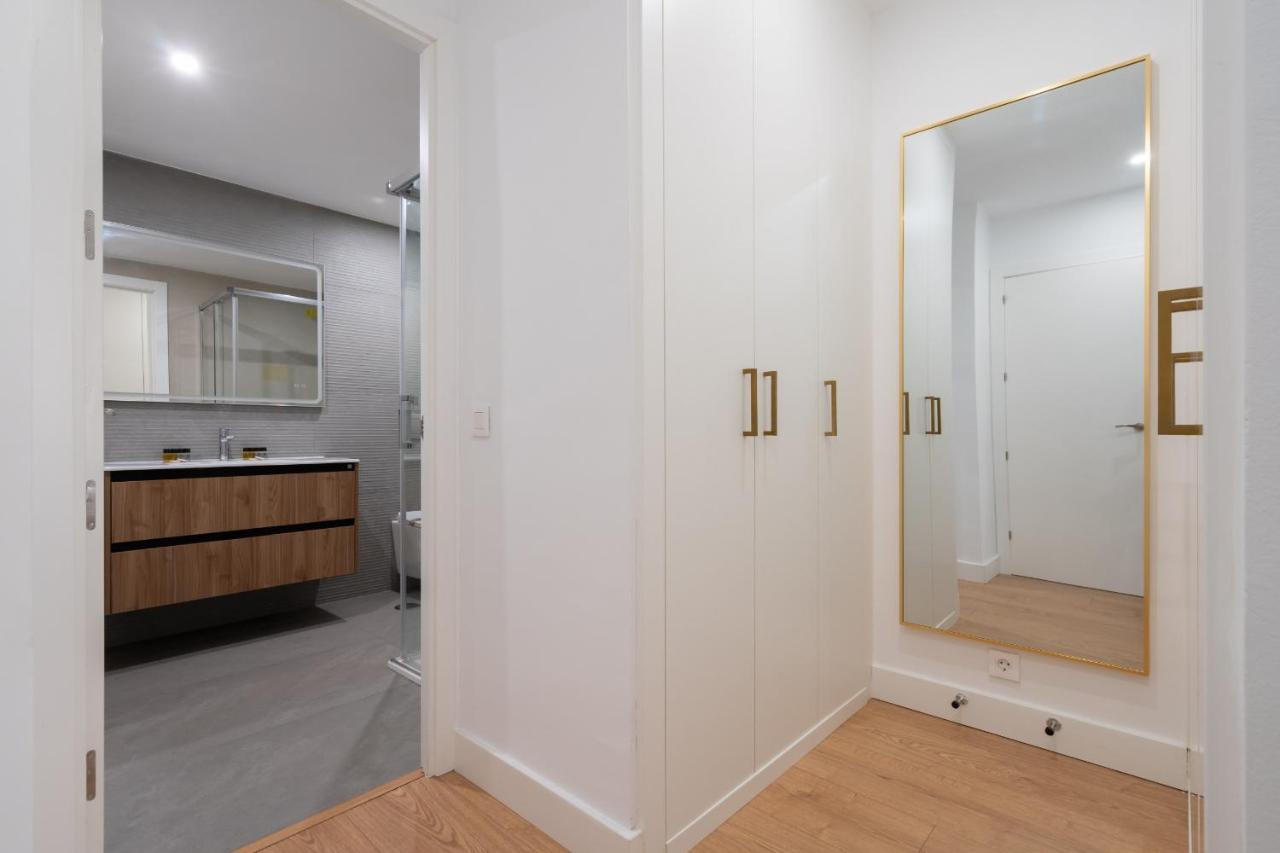 Apartamento De Lujo En La Plaza Pedro Zerolo Al Lado De Gran Via *