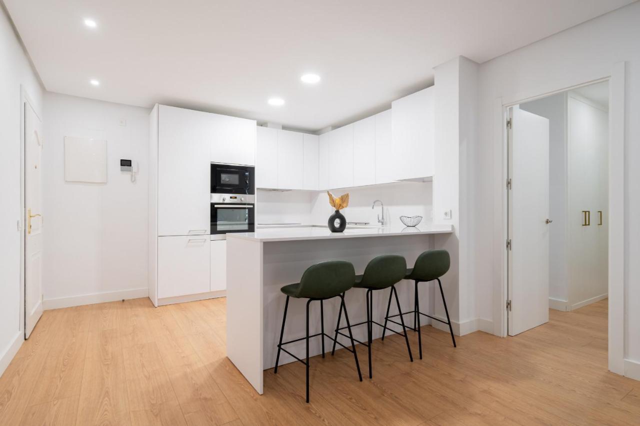 Apartamento De Lujo En La Plaza Pedro Zerolo Al Lado De Gran Via * Madrid