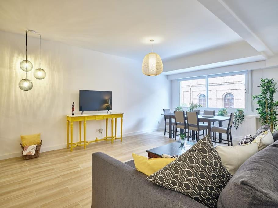 New.apto-ponzano. Luxe & Spacious 4rooms 3bathroom Lejlighed *