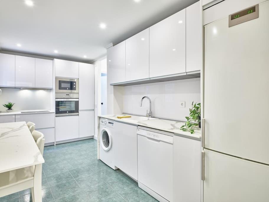 Lejlighed New.apto-ponzano. Luxe & Spacious 4rooms 3bathroom *