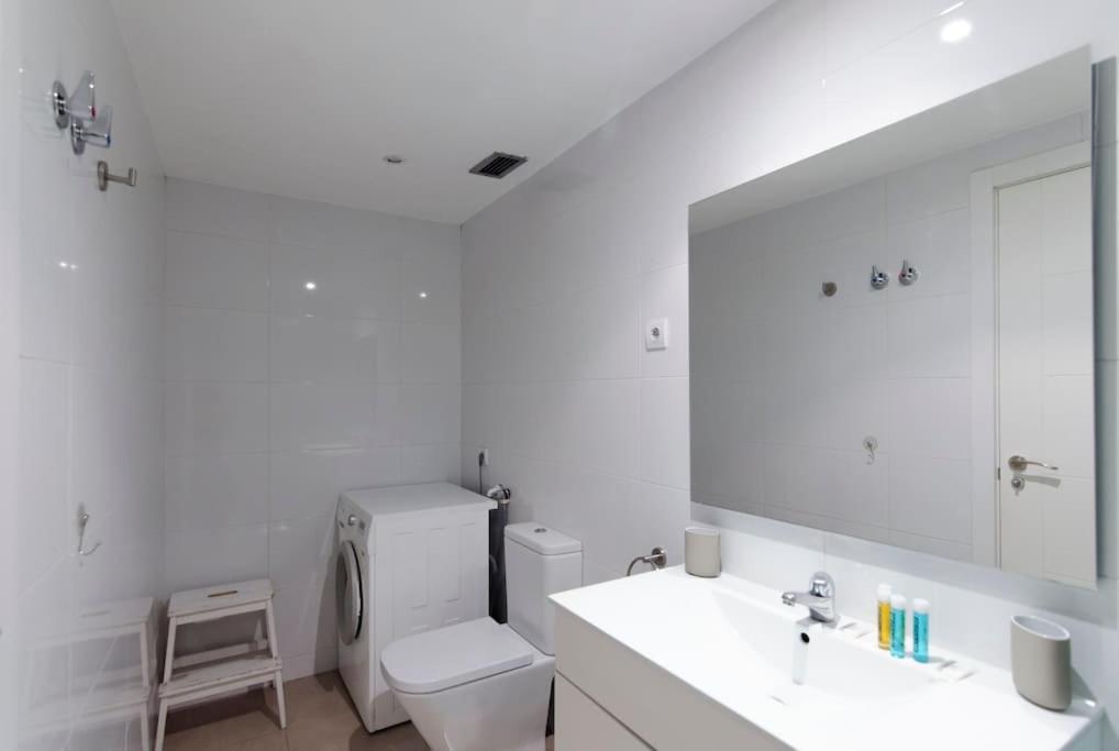 Apartment Beautiful Flat A Stone's Throw From The Retiro-vill