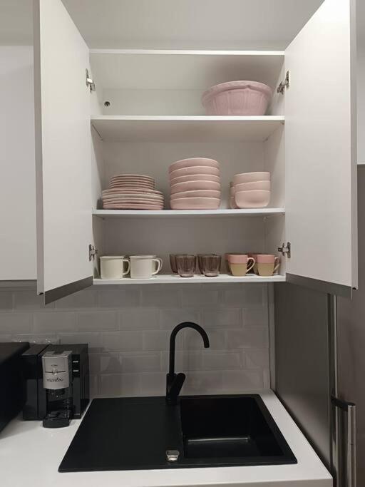 Encantador Apartamento Completo Con Dos * Madri