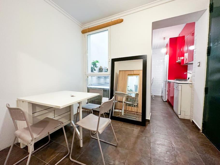 Urbano Y Refrescante Estudio En Sotano Apartment Madrid