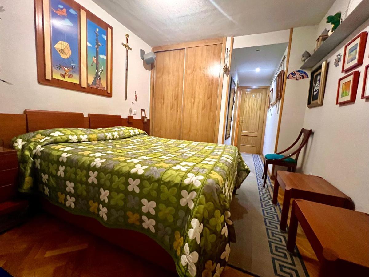 Del Manzanares En Bed and breakfast