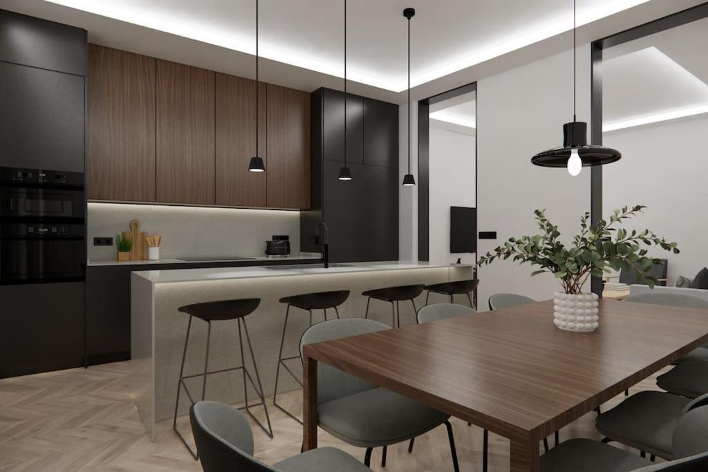 Apartamento Gran Via Xvii Calle Fuencarral 6br 7bh Madrid