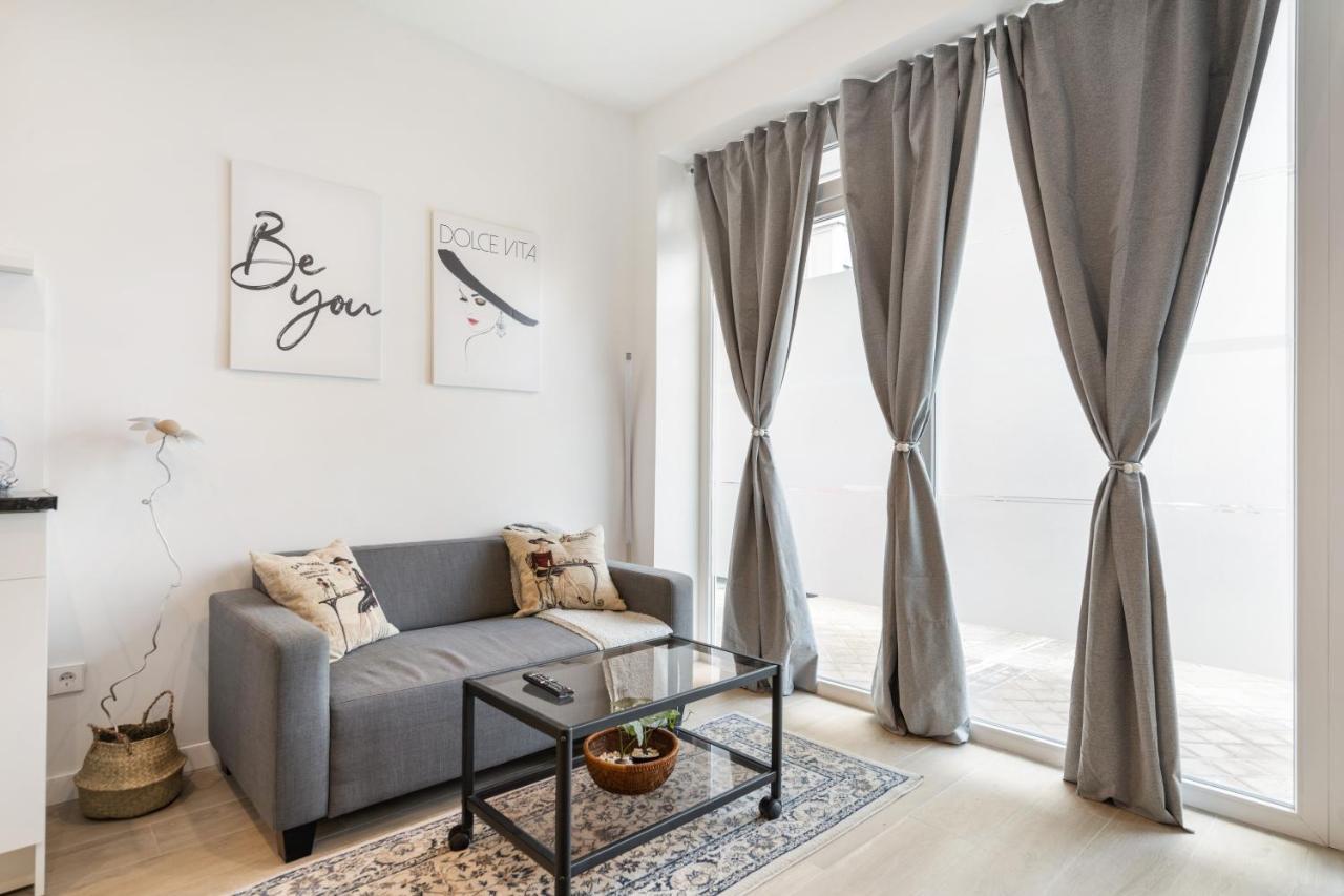 Dobohomes - Entrearroyos *