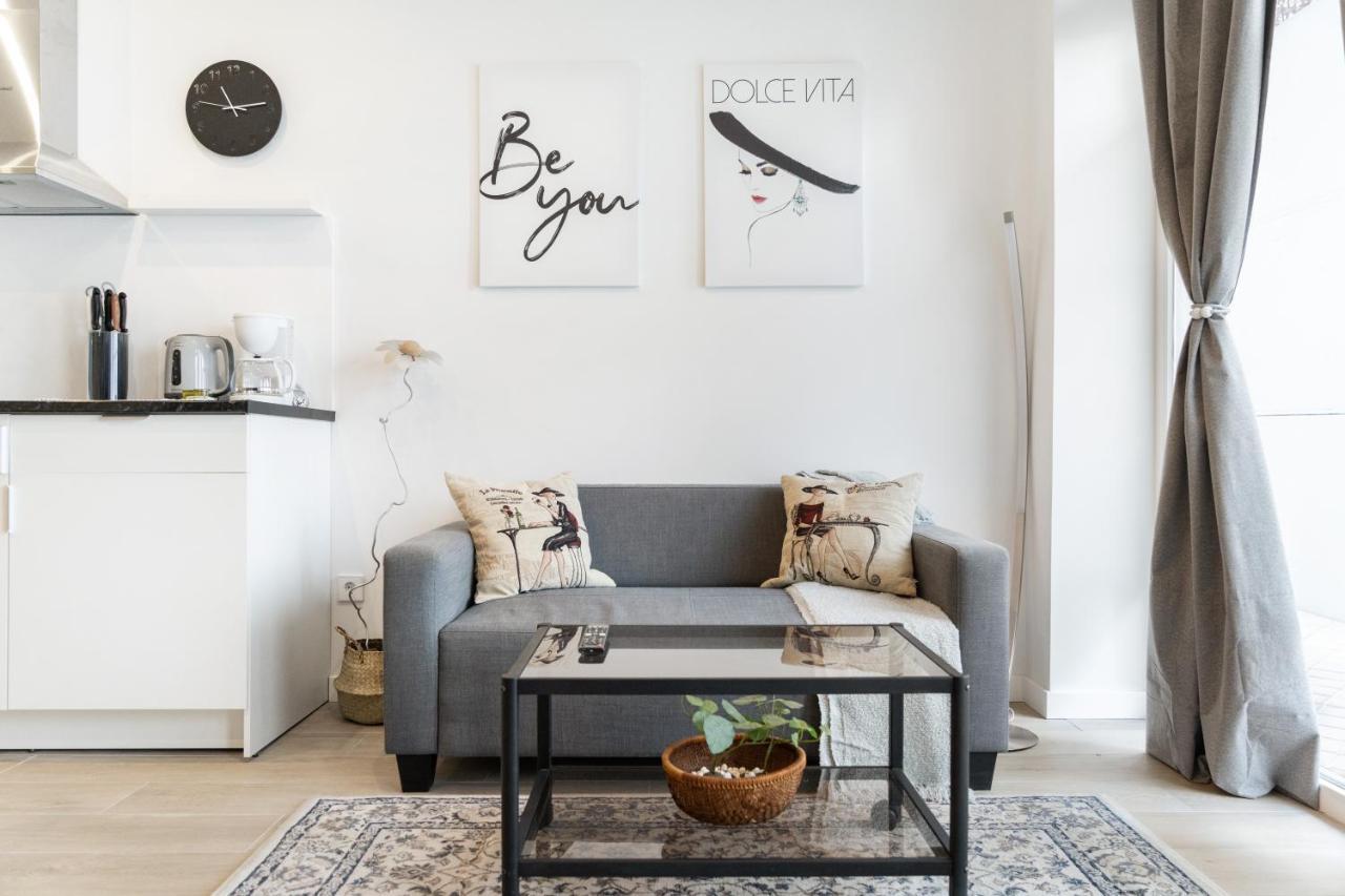 Dobohomes - Entrearroyos Apartment Madrid