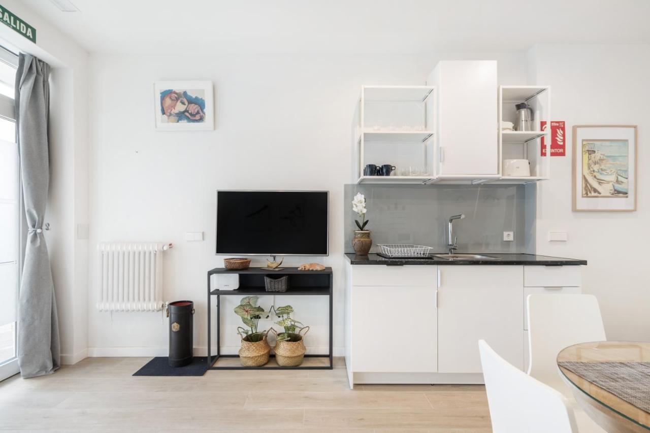 Dobohomes - Entrearroyos Apartment Madrid